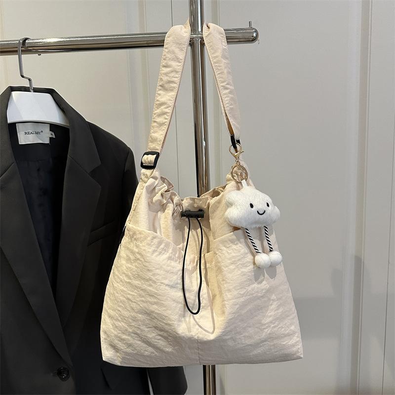 Japanese Casual Big Bag Women's 2025 New Fashion Mommy Shoulder Bag Large Capacity Tote Bag Class Commuter Bag