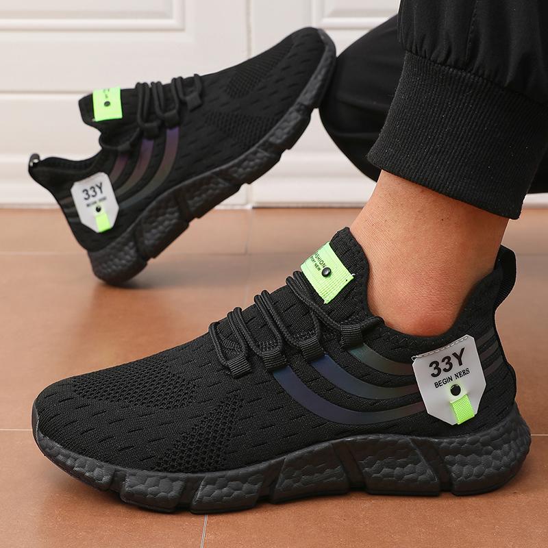 Men's Sports Shoes New Minimalist Versatile Lightweight Comfortable Soft Soled Casual Shoes Outdoor Training Walking Flat Shoes