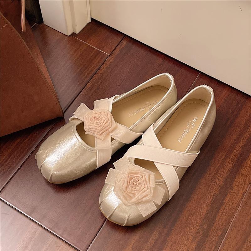 

Туфли Мэри Джейн с камелией женские летние новые темпераментные с небольшой внутренней высотой подъема одинарные туфли балетки 40 шампанского