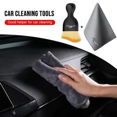 Araba Bakımı – Sünger, Temizlik Bezleri ve Fırçalar