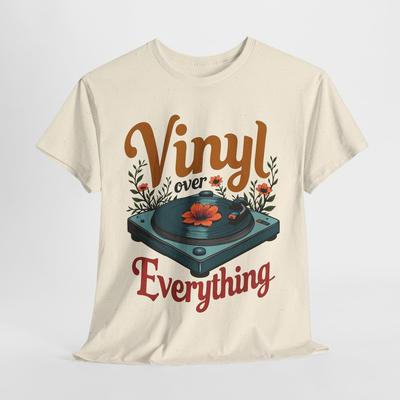 Vinyl Dreams T-Shirt – Perfektes Retro-Shirt für Musikliebhaber und Schallplattensammler T-Shirt