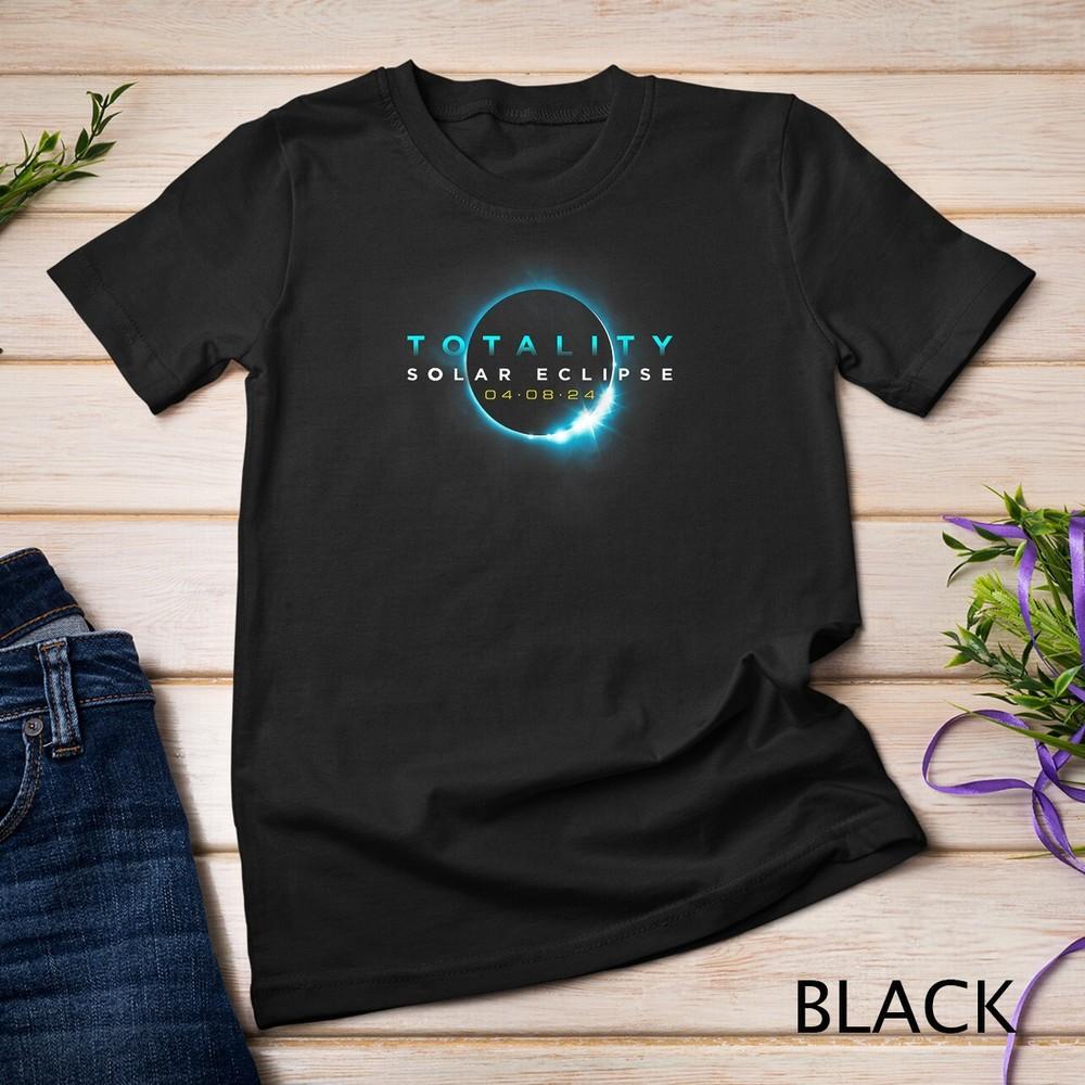 Astronomy Lovers_ Total Solar Eclipse 2024 Totality 04.08.24 Unisex T-shirt