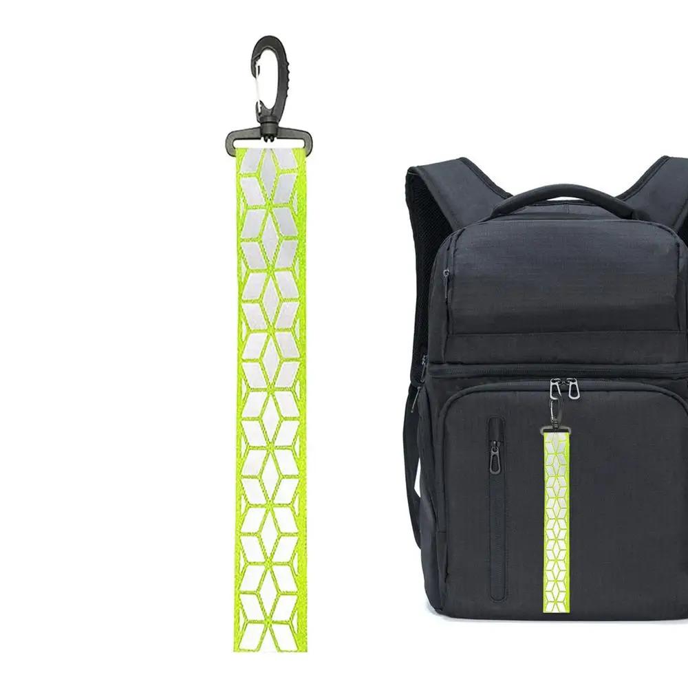 1pc/2pcs Safety Reflective Pendant, Backpack Protection Keychain, Night Walking Anti-collision Backpack Strap Reflective Pendant