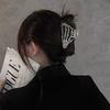 Halloween Bone Hair Clip for Girls Minimalist Y2K Style Metal Shark Clip Gothic Holiday Hair Accessories
