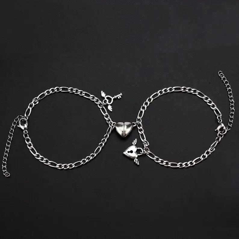 Fashion Simple Heart Shape Magnetic Couple Bracelet Silver Color Personality Vintage Women Man Promise Bracelet Lover Jewelry