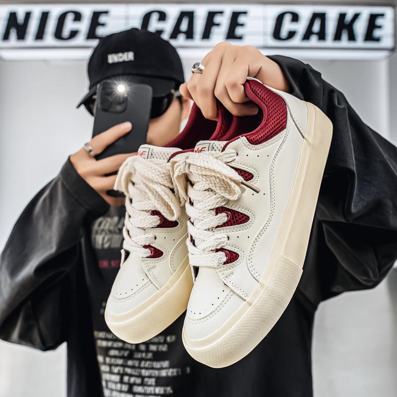 Men White Sneakers 2026 Spring Autumn New Fashion Cross Tied Non Slip Running Shoes Comfortable Breathable Outdoor Casual Flats