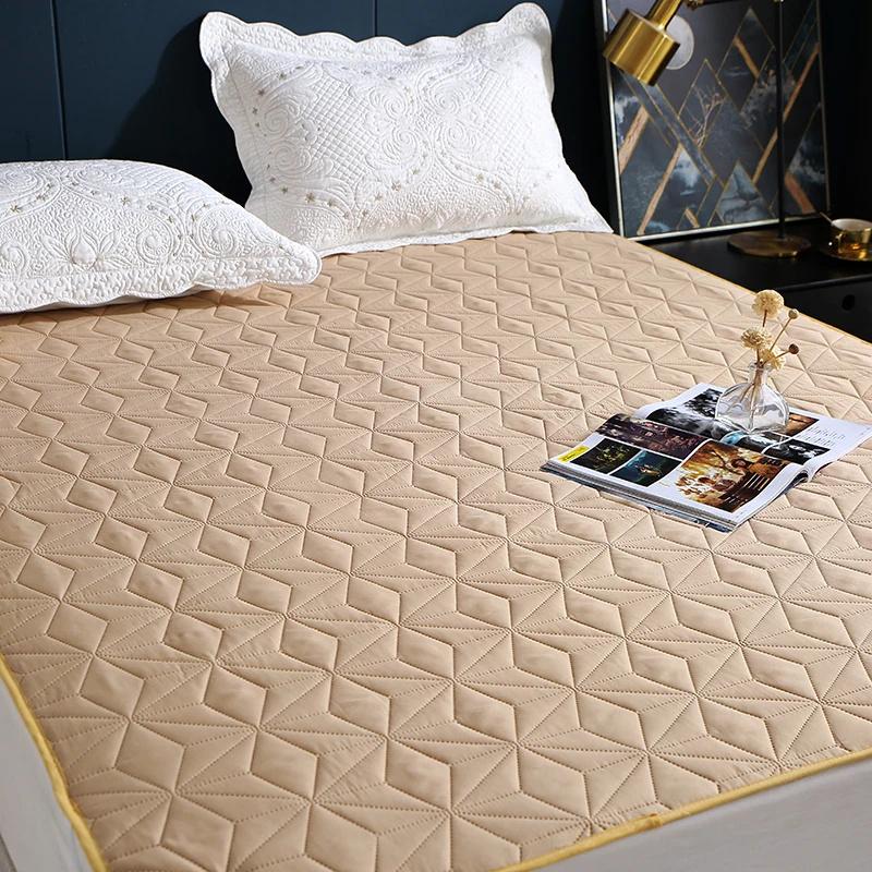 100% Waterproof Bedspread On The Bed King Size Bed Cover Quilted Mattress Pad Washable Mattress Protector For Pet Dog Bed Linen