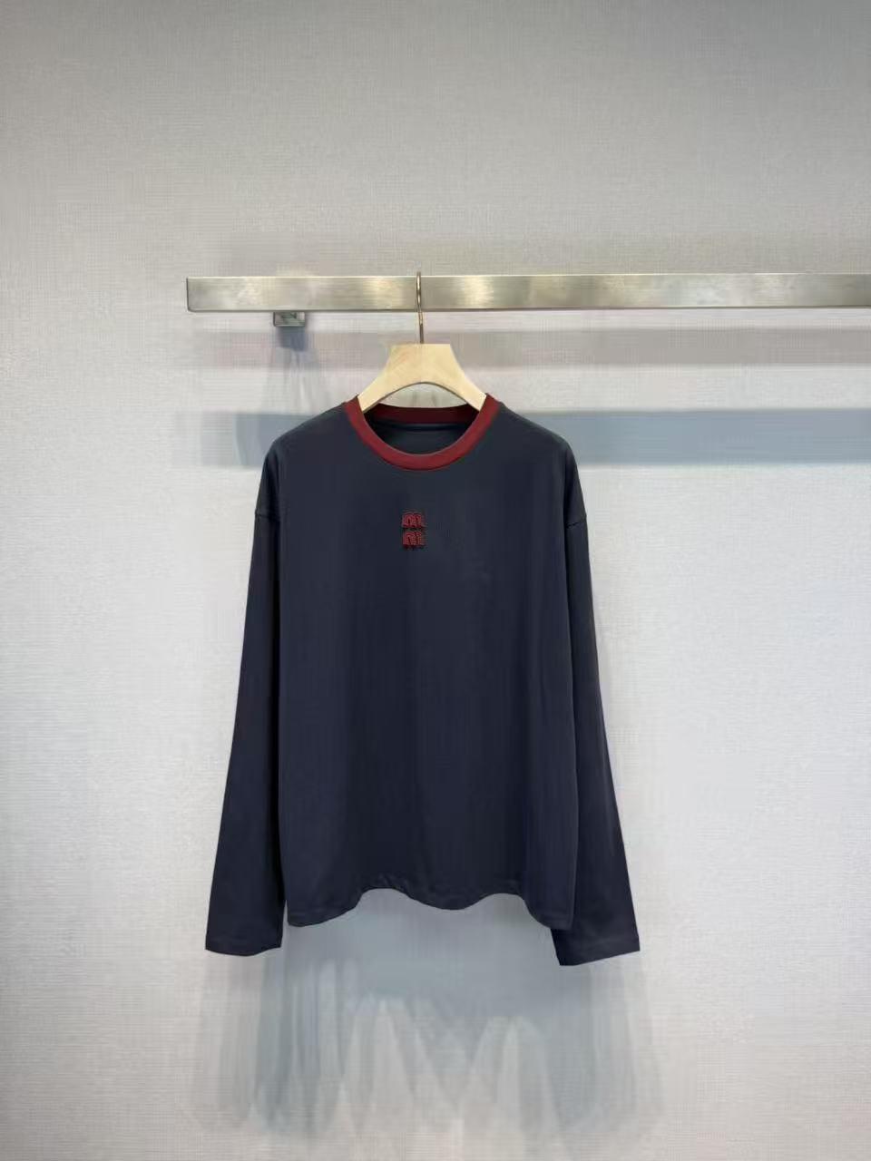 

Женский весенний повседневный топ Nanyou с цветовыми блоками, принтом из букв, круглым вырезом и длинным рукавом Small темно-синий