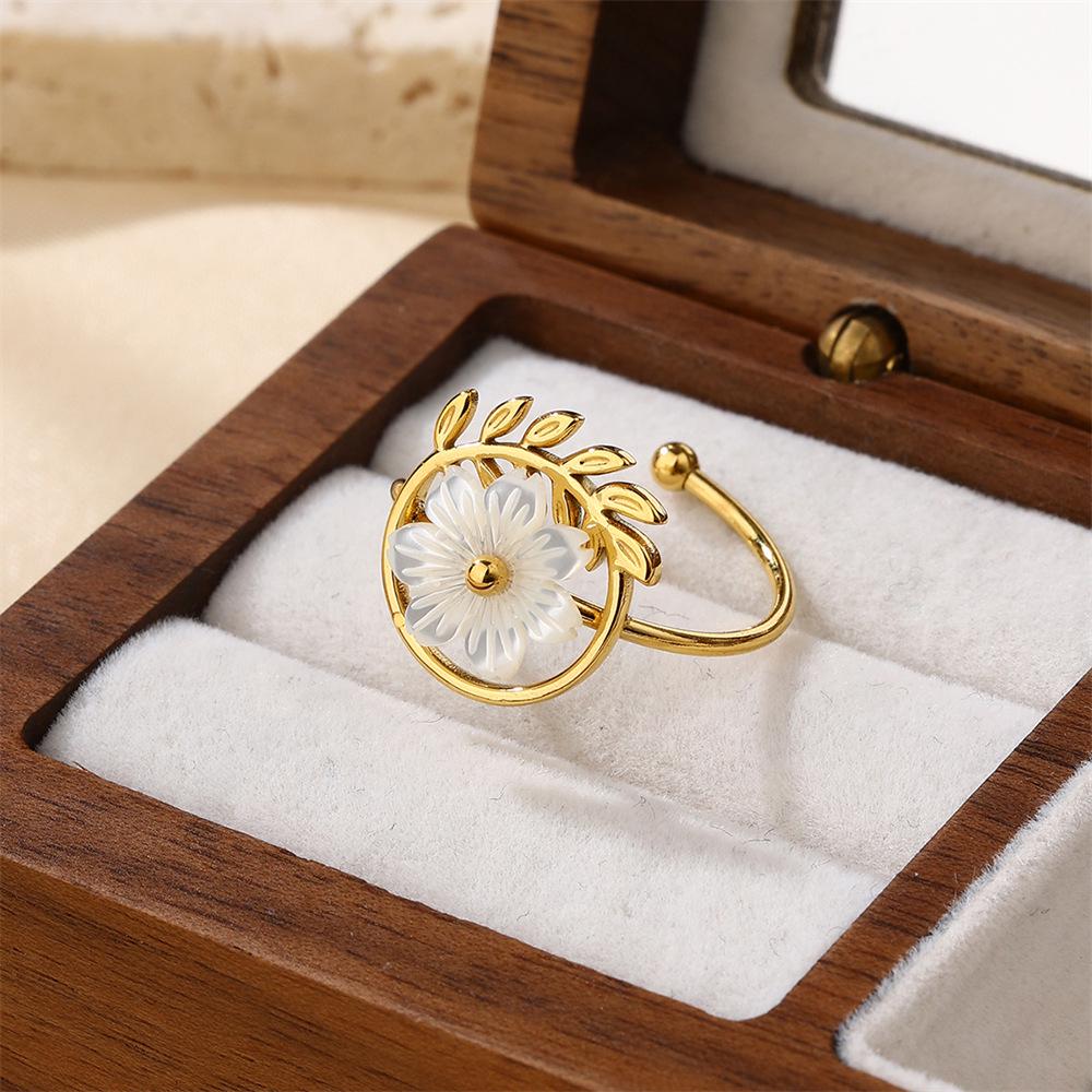

18K Gold Stainless Steel Open Ring with European & American Floral Design, Non-Fading