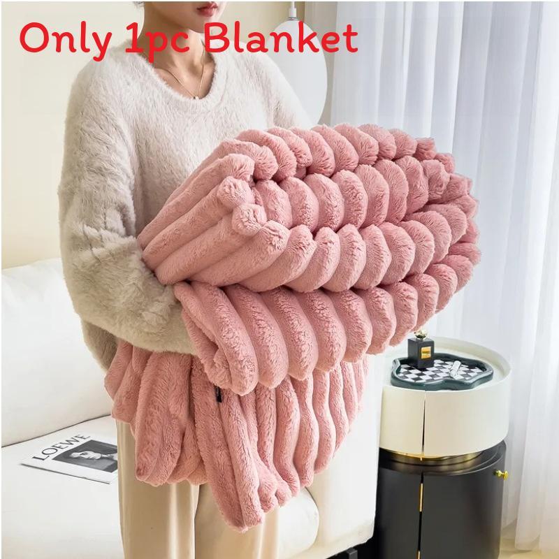Multicolor Plush Milk Velvet Blanket With Soft Fabric For Relaxing Nap Time