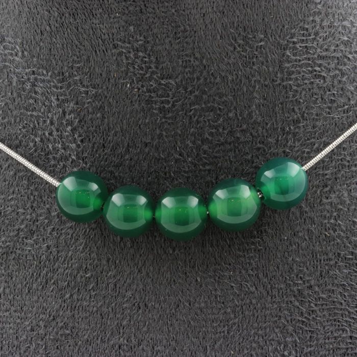 Pierres et Minéraux. Collier 5 perles Agate verte 8 mm. Chaine en acier inoxydable Collier femmes, hommes. Taille personnalisable.