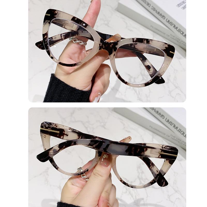 Oversized Cat Eye Frame Reading Glasses for Women Blue Light Blocking Presbyopia Glasses High-Definition Hyperopia Glasses +4.0