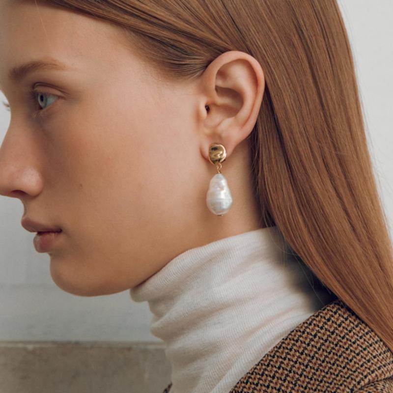 JOY GRYSON Essential Joy Baroque Earring JS2AEP86