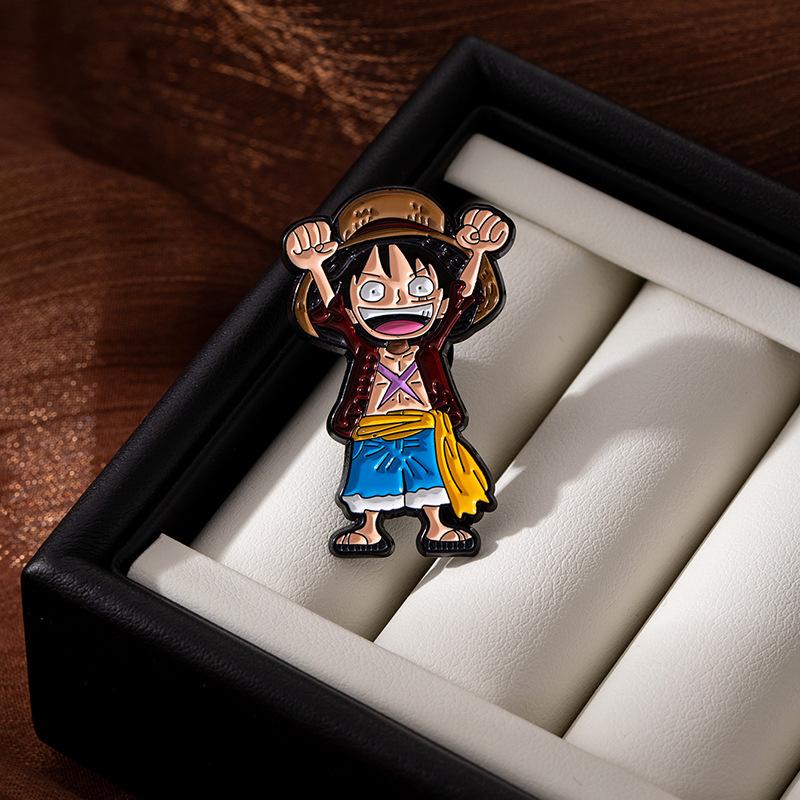 

Cartoon Anime One Piece Brooch Peripheral Metal Badge Luffy Pirates Alloy Oil Dripping Clothes Bag Accessories