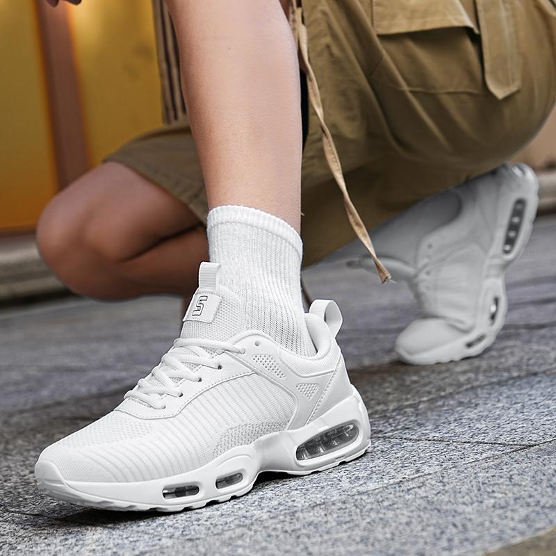 Men's air-cushioned casual sneakers Four seasons new breathable light outdoor racing running shoes students speed sports shoes