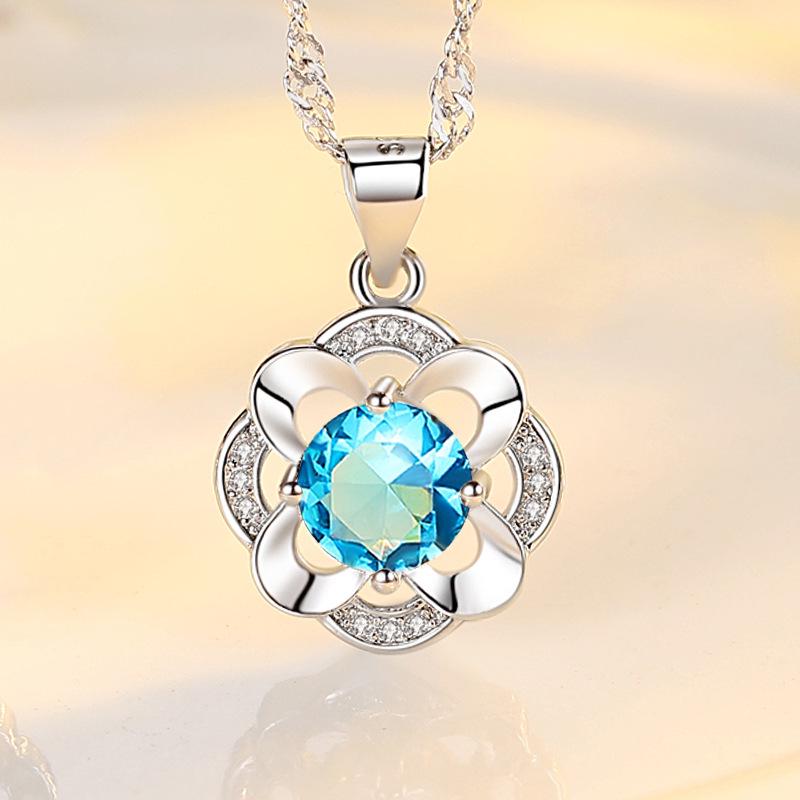 Blue Crystal Four-Leaf Clover Necklace - Four-Petal Flower Pendant