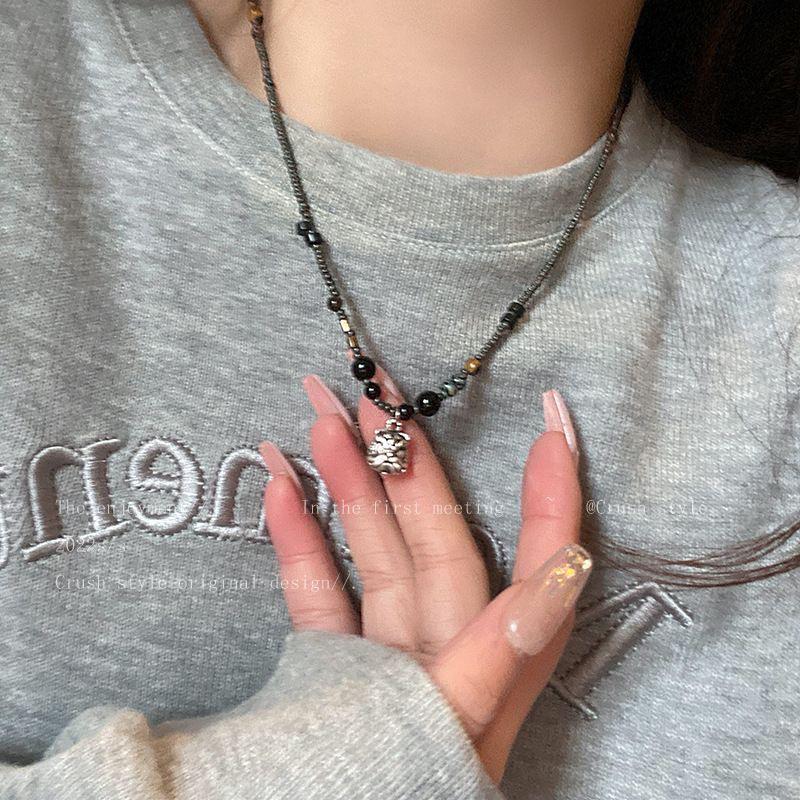 Retro Chinese Lion Dance Beaded Necklace - Versatile Ethnic Clavicle Chain for Women