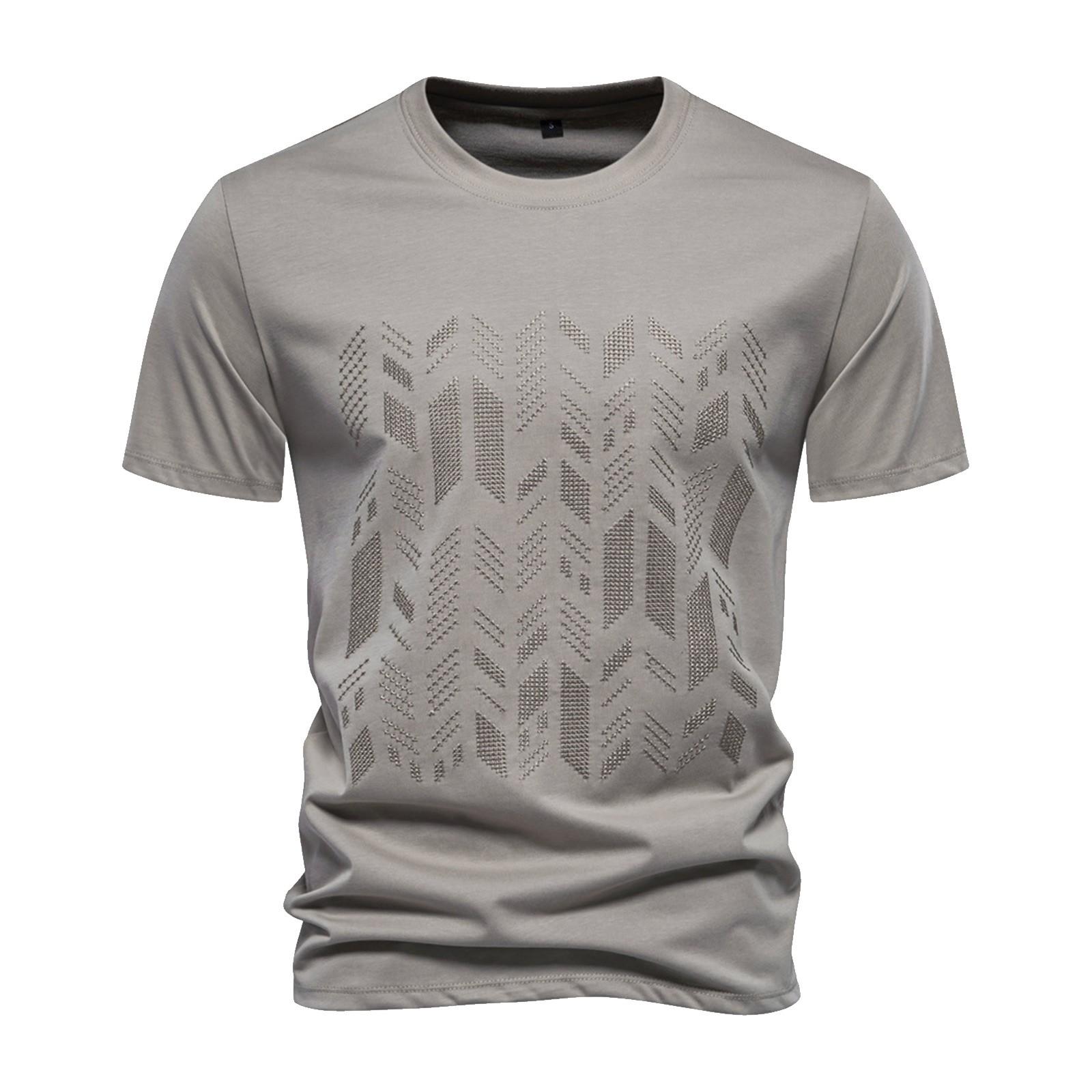 

Мужская футболка с короткими рукавами и большой вышивкой. Мужская повседневная футболка L хаки