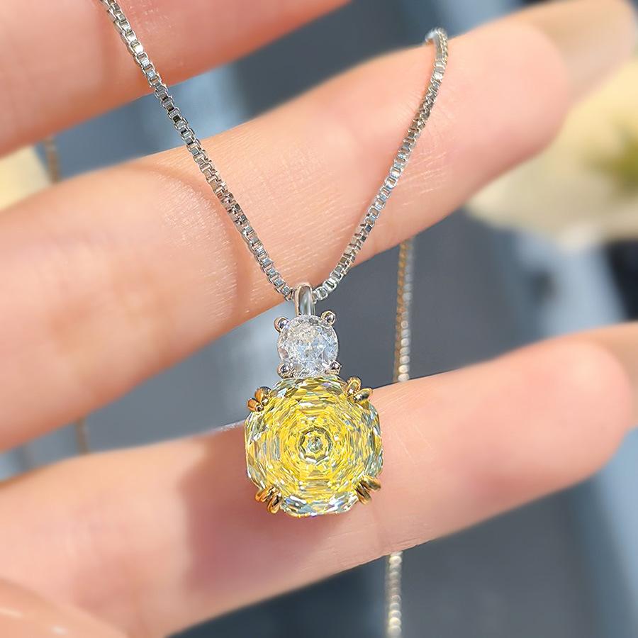 Fashion Light Luxury Star Anise Rose Cut Pendant Necklace Colorful Pink Diamond Ring Chinese Red Stud Earrings Colorful Treasure Set Women