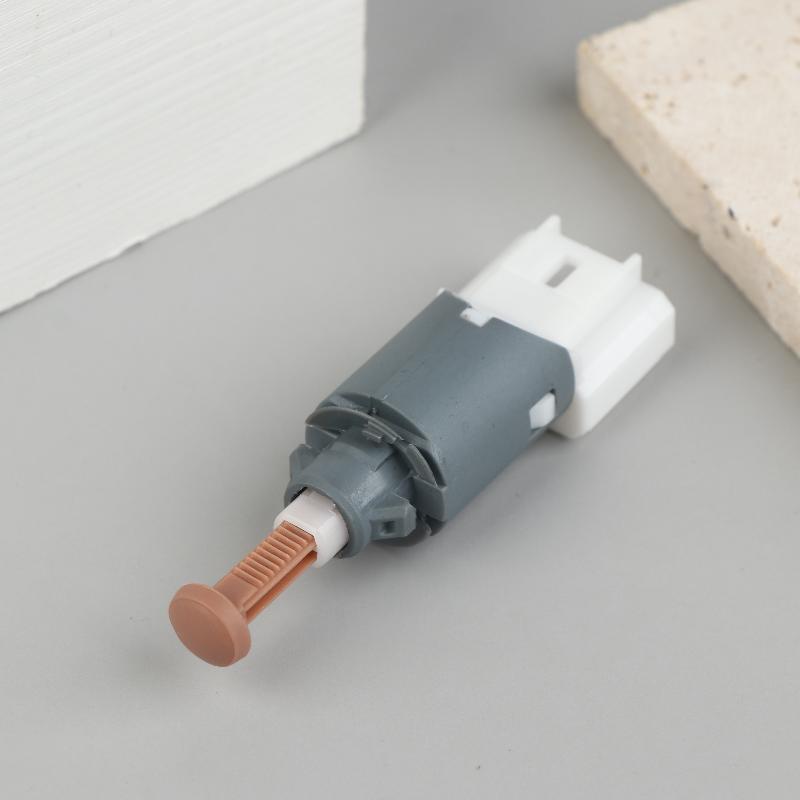 Brake Pedal Sensor Switch 8200168238 For Clio 3 For Twingo 2 For Megane 2 For Kangoo For Grand For Movano B