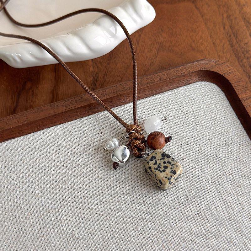 Retro Ceramic Glazed Stone Heart Pendant Necklace - Elegant Fashion for Women