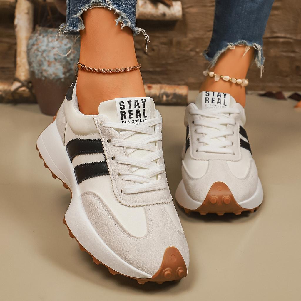 Fashion Designer Women Sneakers Lightweight Soft Running Sneakers Women Thick Bottom Casual Fashionable Sport Shoes Zapatos De Mujer