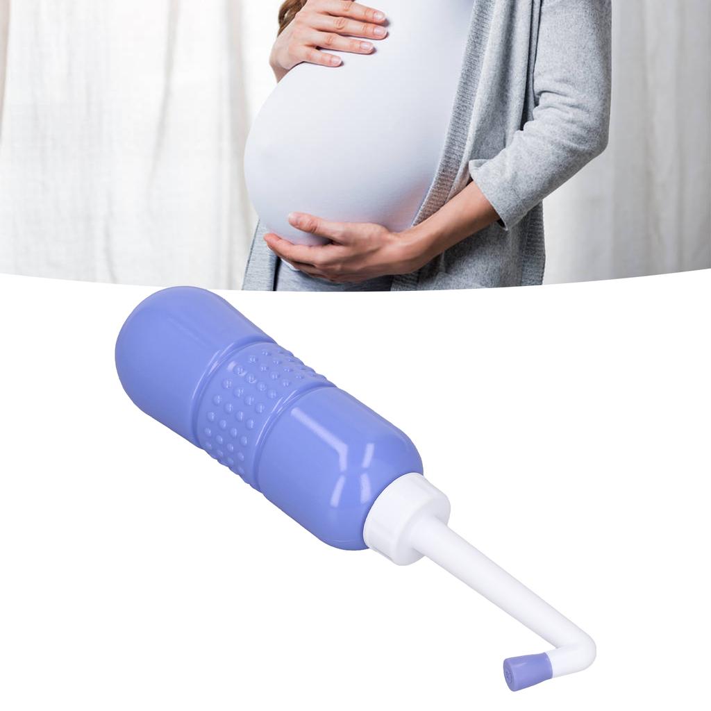 Portable Handheld Bidet Water Bottle Sprayer 650ML Large Capacity Squeeze Hygiene Cleaning for Perineum Butt