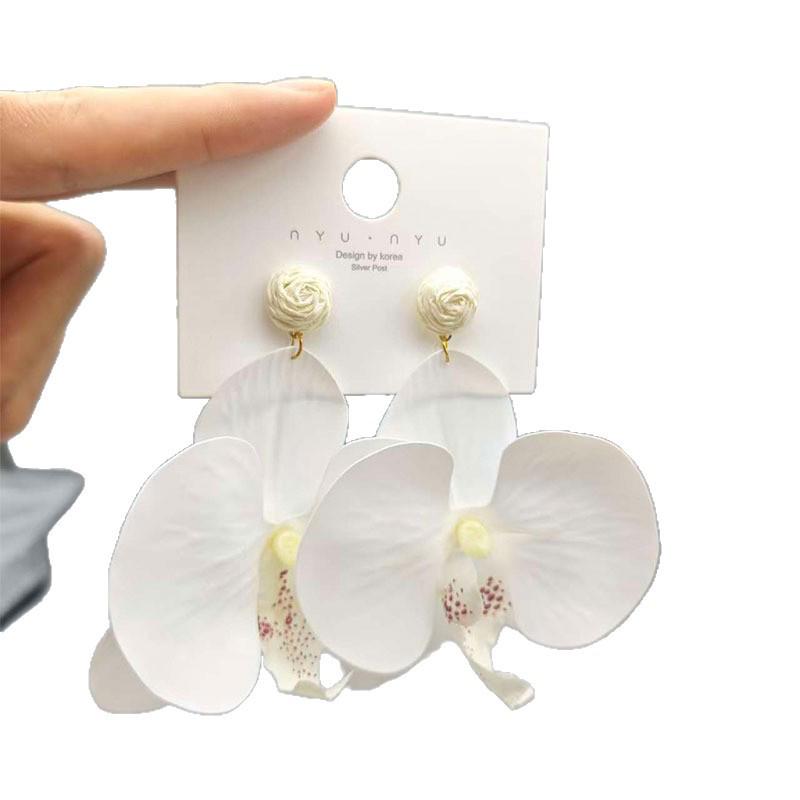 European-American Cross-Border Earrings: Women's Fashion 3D Butterfly Orchid Flower Head Jewelry, Exaggerated High-End Style