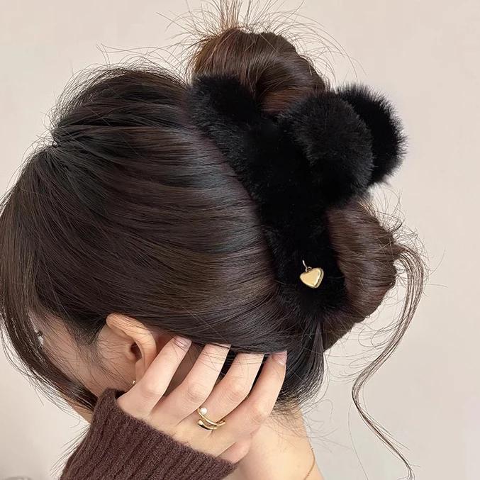 13cm Fluffy Plush Large Hair Claw Clips for Women Girls Big Crab Hair Clip Cute Plush Ponytail Holder Hair Accessories Headwear