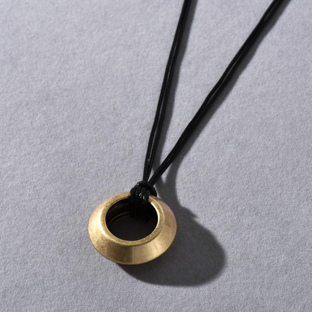 Retro Simple Fashion Personality Unique Retro Light Wheel Circle Pendant Sweater Chain Temperament Necklace Women