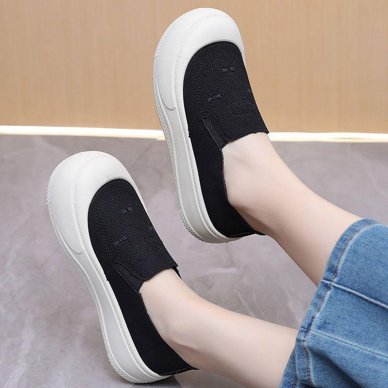 

Spring 2025 Women s Lightweight Thick-Soled Slip-On Loafers - Versatile and Stylish Old Beijing Cloth Shoes 39 чёрный