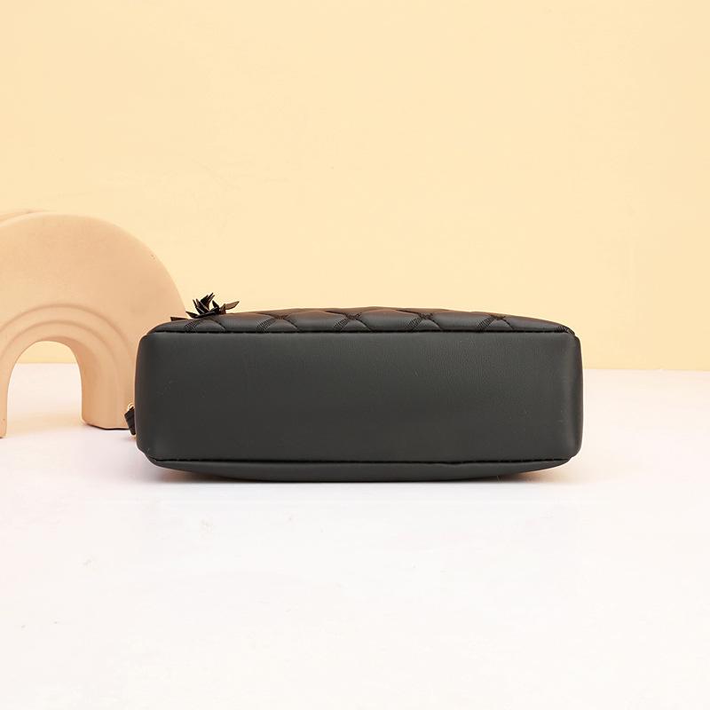 Bags Fashion Crossbody Bags Women's Bags Middle-aged Women's Summer Tassel Shoulder Bags