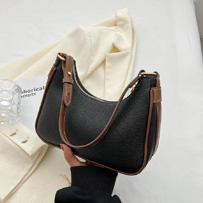 Trendy Urban Minimalistic Women's Handbag 2023 Small Crossbody Bag