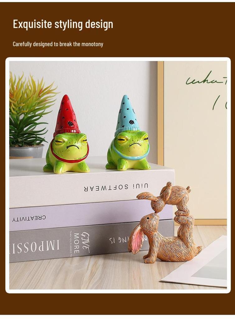 Charming Little Frog Garden Ornament – Pointed Hat Sculpture for Balcony Succulent Pots and Micro Landscapes