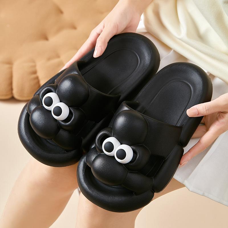 

Новые милые тапочки для пар с большими глазами, лето 2024, верхняя одежда, милые тапочки с героями мультфильмов, домашние тапочки из ЭВА на мягкой подошве 45