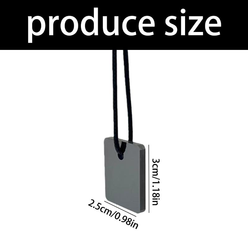 Ergonomický škrabací nástroj se zapuštěným ostřím pro snadnou korekci barvy a odstraňování nedokonalostí, vhodný pro začátečníky