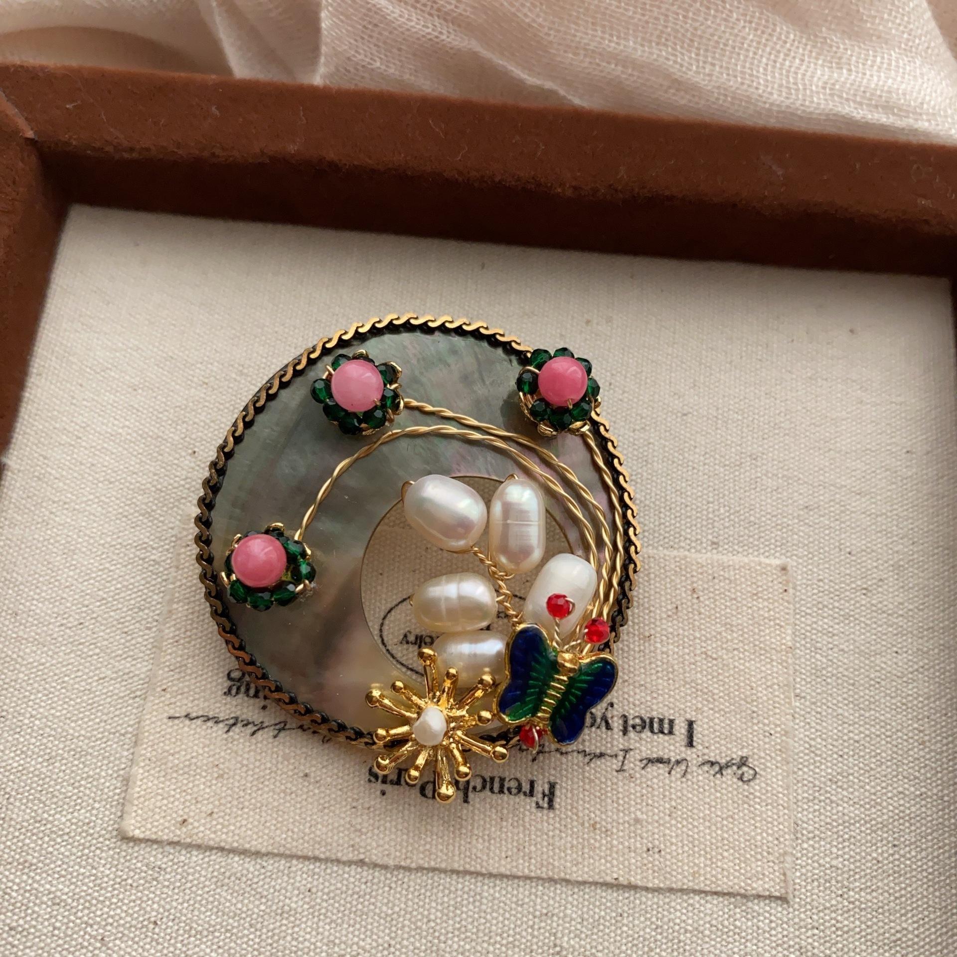 Натуральная барочная жемчужная брошь-цветок, высококачественная, легкая роскошь, натуральный жемчуг, теплая темпераментная, для пиджака, нежная булавка