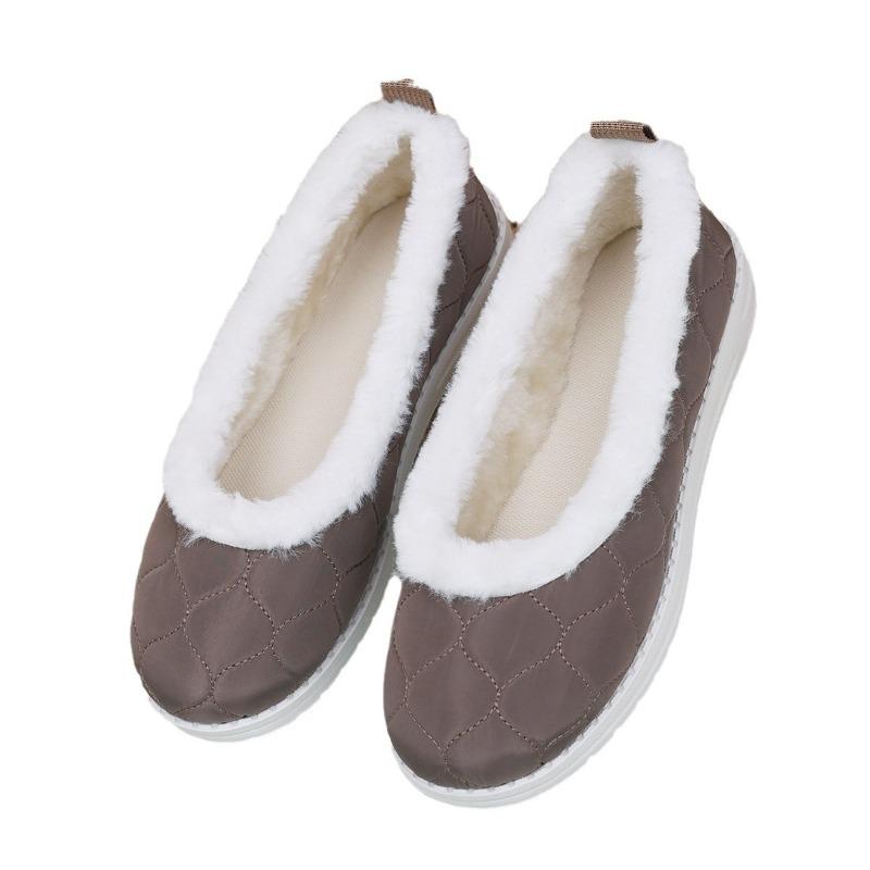 Foreign trade low-top round head velvet single shoes women's cross-border large-size car front line warm round head shallow mouth warm cotton shoes