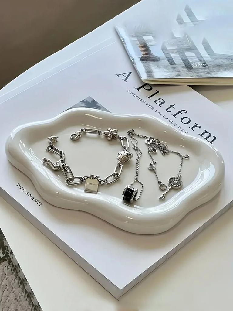 Simple Stylish Cloud Jewelry Storage Tray Jewelry Earrings Display Desktop Ornaments Gifts For Friends Delicate Decorative