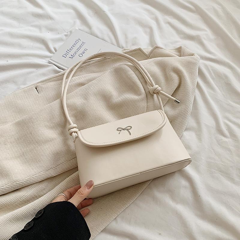 

Premium textured bag women s 2025 versatile messenger bag fashionable shoulder underarm square bag белый