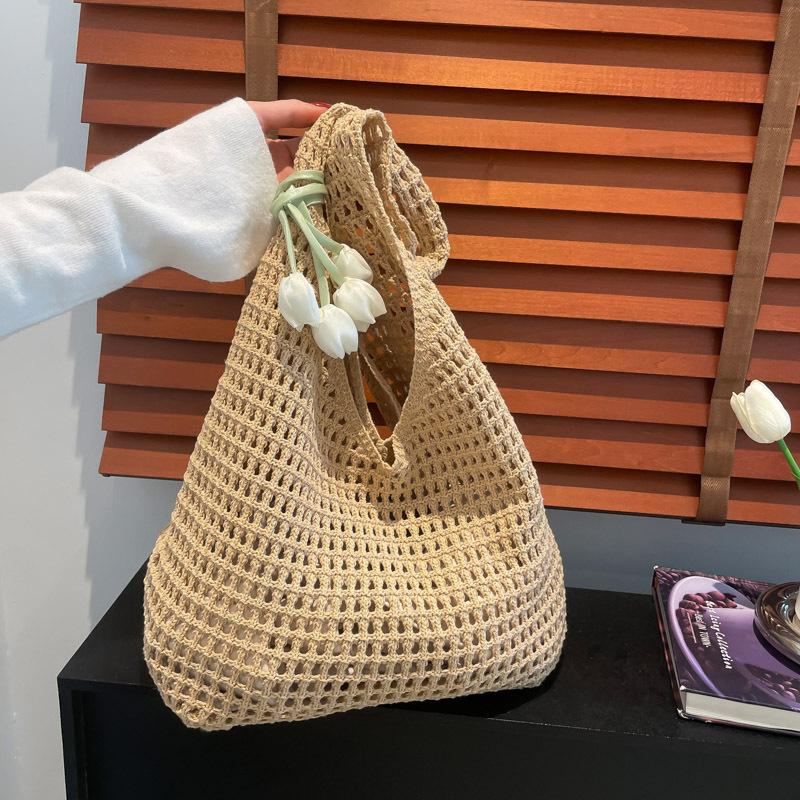 

Woven bag new summer simple shoulder straw bag tote bag beach bag niche design casual trend women s bag Without pendant хаки