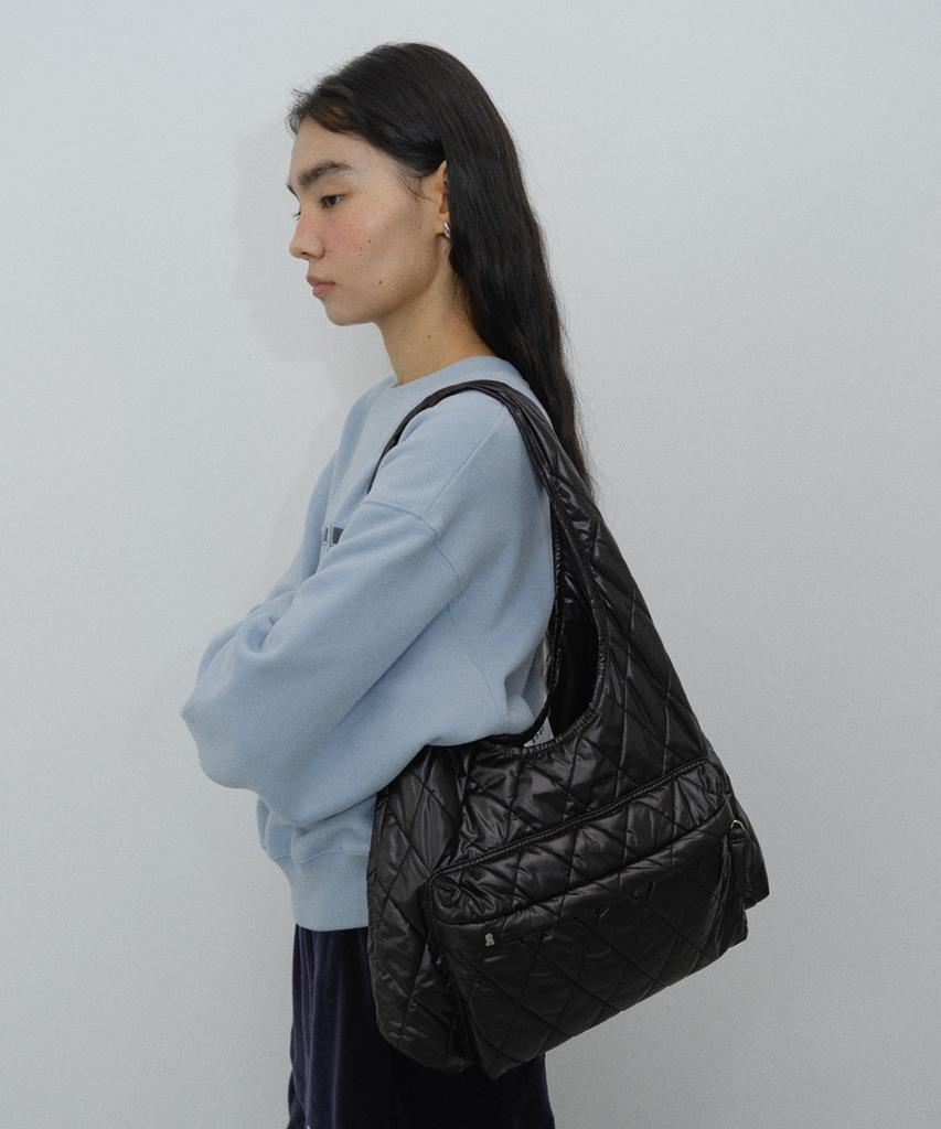 En Or [Core] Quilted Bag - Black