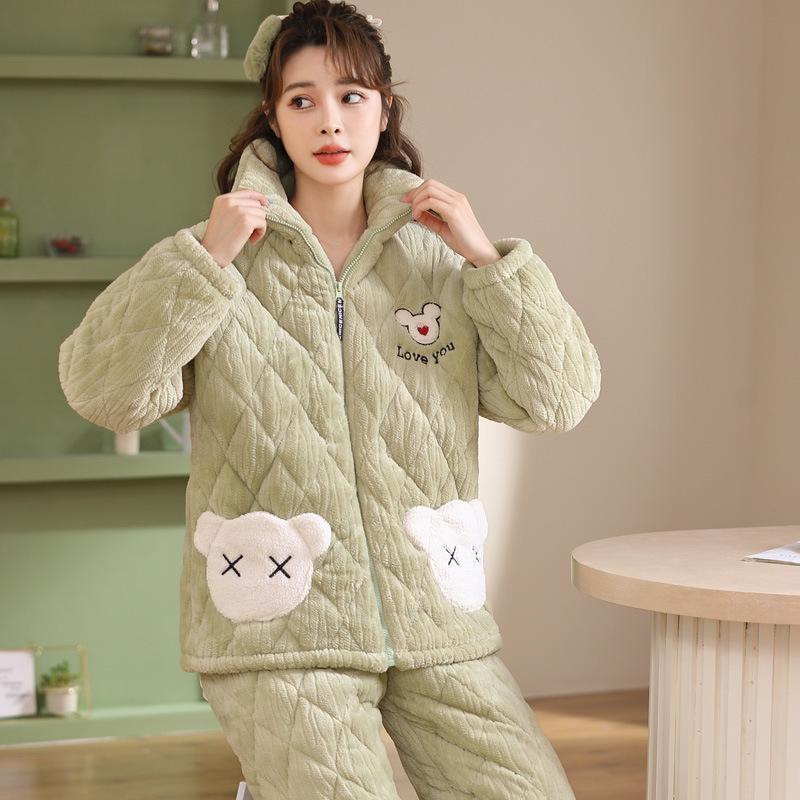Coral Velvet Three-layer Padded Padded Jacket and Pyjamas for Women Winter Flannel Home Suit with Extra Thick Warm Zipper and Velvet