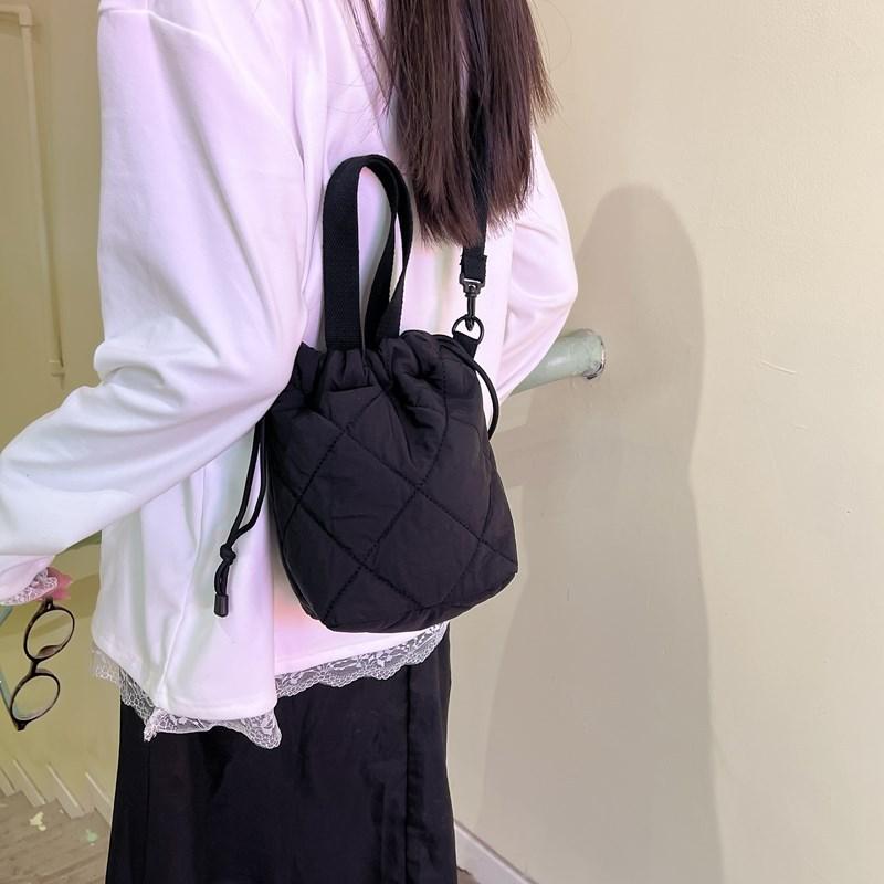 Shoulder Bag Women's Autumn and Winter 2025 New Rhombus Embroidery Thread Small Bag Ins Retro Drawstring Bucket Cotton Jacket Bag Diagonal