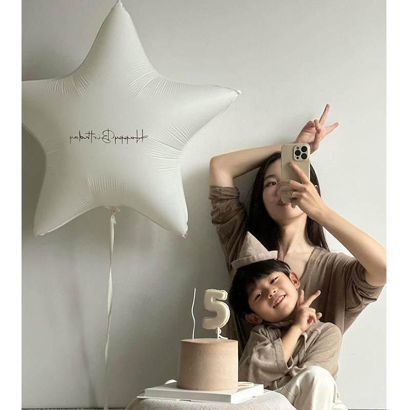Extra-Large Five-Point Star Balloon Foil Decoration for Children's Birthday Backdrop