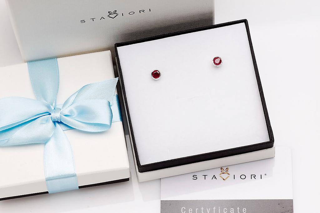 Silver Earrings with Rubies - Kdr4394