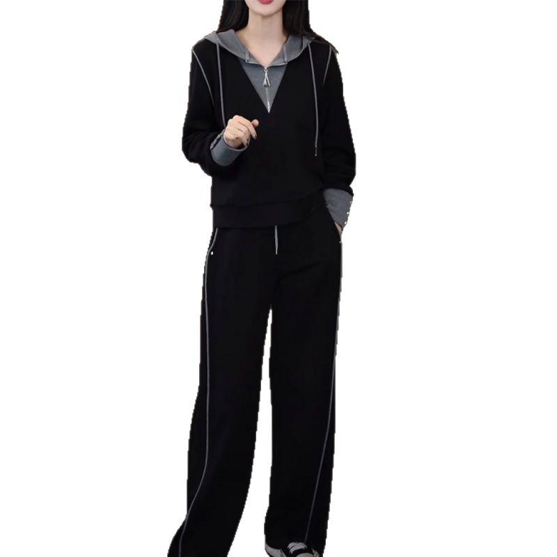 Chic Slimming Women's Hooded Sports Suit - Flaw-Concealing Two-Piece Set for Spring/Autumn