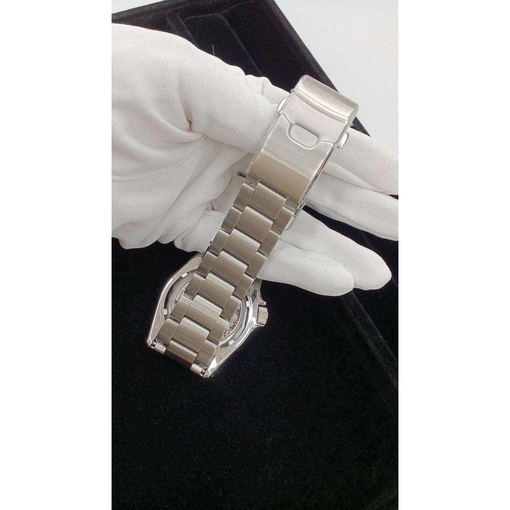Used SEIKO 4R36-15Z0 automatic watch