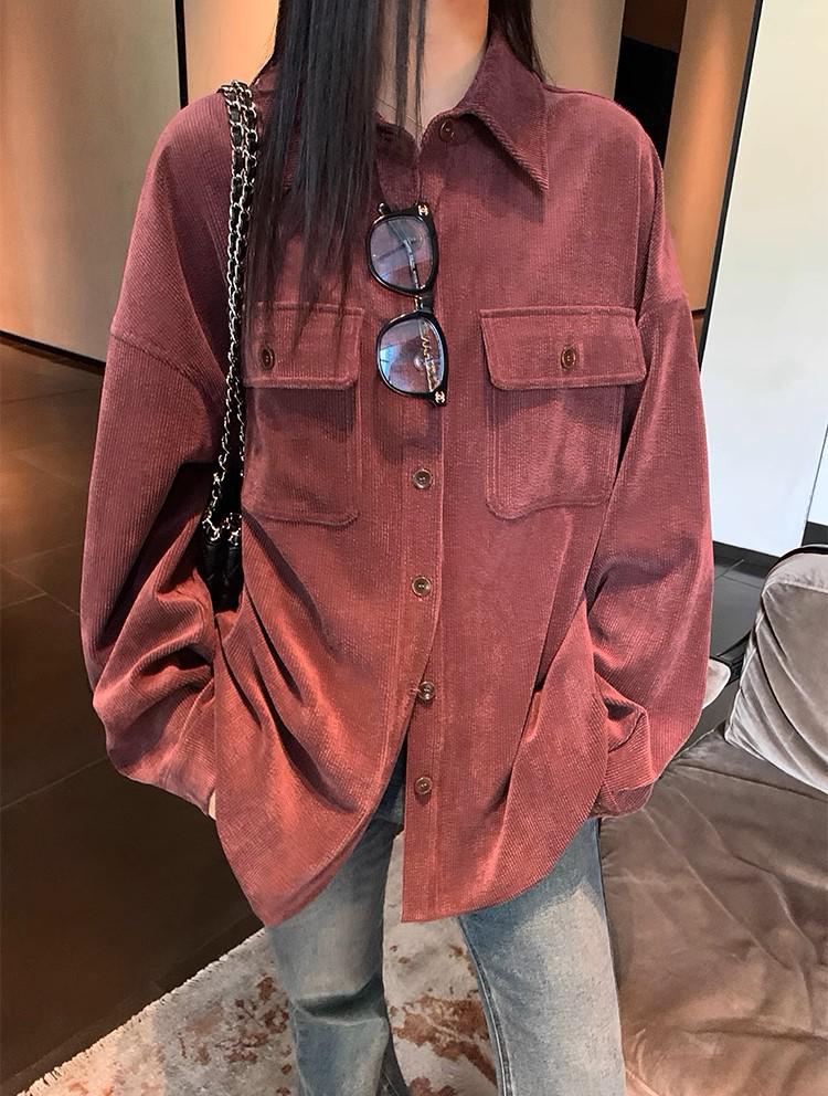 Women's Retro Corduroy Shirt Jacket - Casual, High-End, Loose Fit for Autumn and Winter.