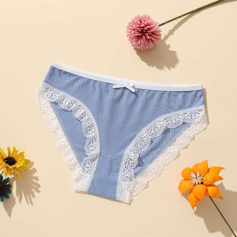 Ladies Spring and Summer New Lace Pure Color Breathable Double Layer of Low Waist Triangle Briefs